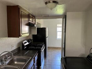 5154 Markwood Ln in Houston, TX - Building Photo - Building Photo