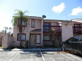 131 Jones Ln in Kissimmee, FL - Building Photo