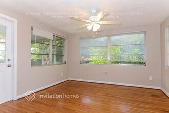 2359 Eastwood Dr in Clearwater, FL - Building Photo - Building Photo