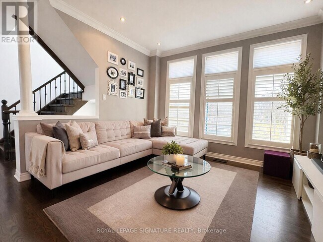 1 Granite Ct in Toronto, ON - Building Photo - Building Photo