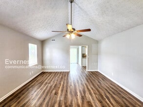 303 Dove Point in Social Circle, GA - Building Photo - Building Photo