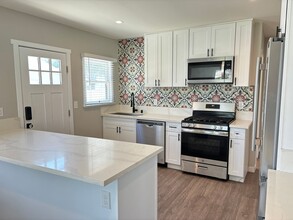 181 N Waverly St in Orange, CA - Building Photo - Building Photo