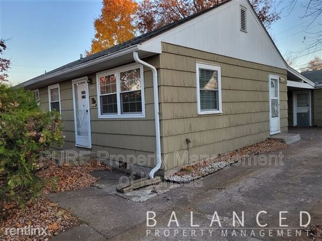 5407 SW Huntoon St in Topeka, KS - Building Photo - Building Photo