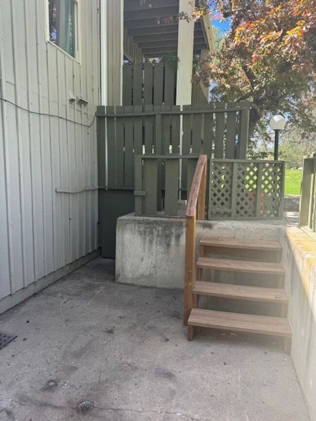 8060 Niwot Rd in Niwot, CO - Building Photo - Building Photo