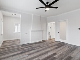 608 W 6th St, Unit 08 in Long Beach, CA - Building Photo