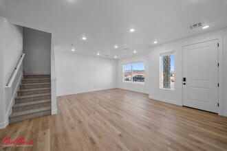 895 W Boxthorn Dr in Saint George, UT - Building Photo - Building Photo