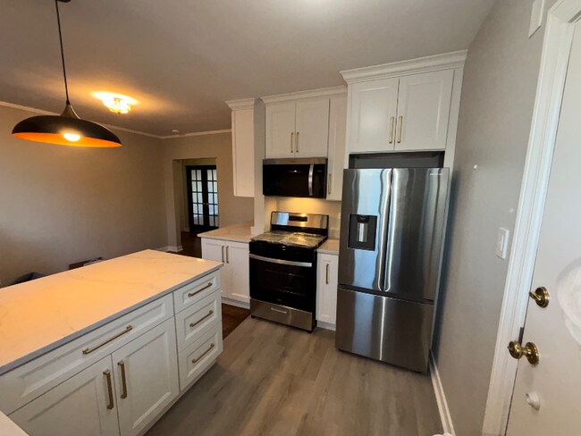 property at 1200 County Rd 1200 W