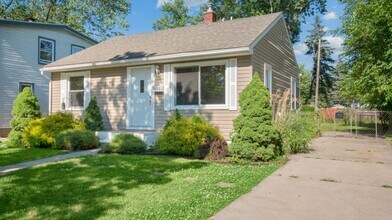 6703 Campbell St in Taylor, MI - Building Photo - Building Photo