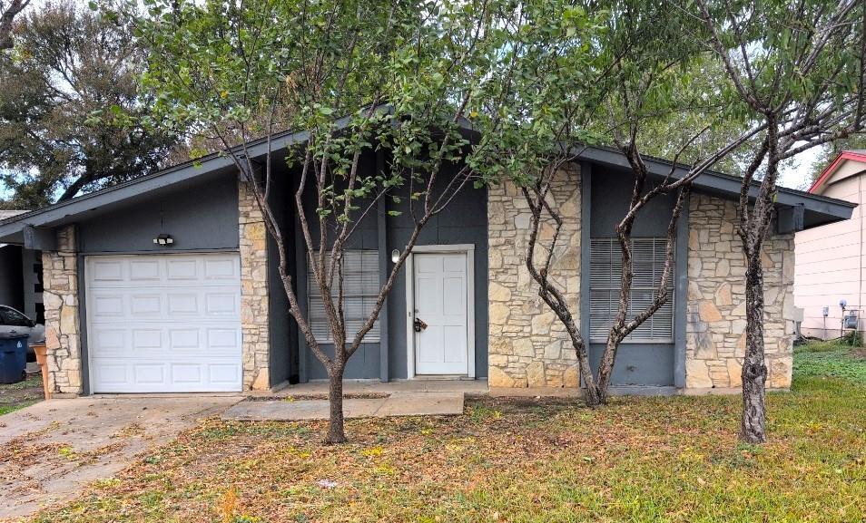 6510 Stonleigh Pl in Austin, TX - Building Photo