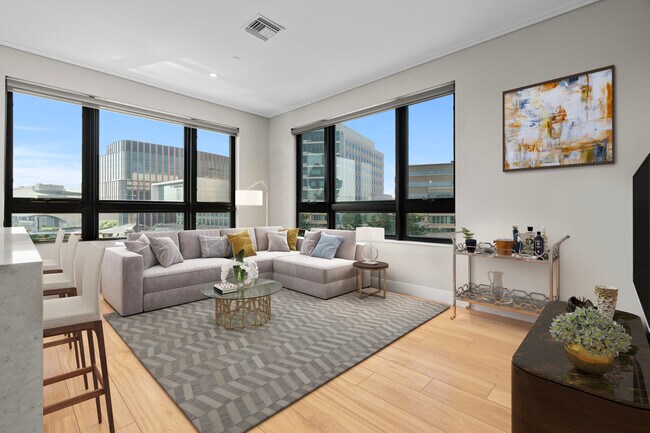 70 Leo M Birmingham Pky, Unit 402 in Boston, MA - Building Photo - Building Photo