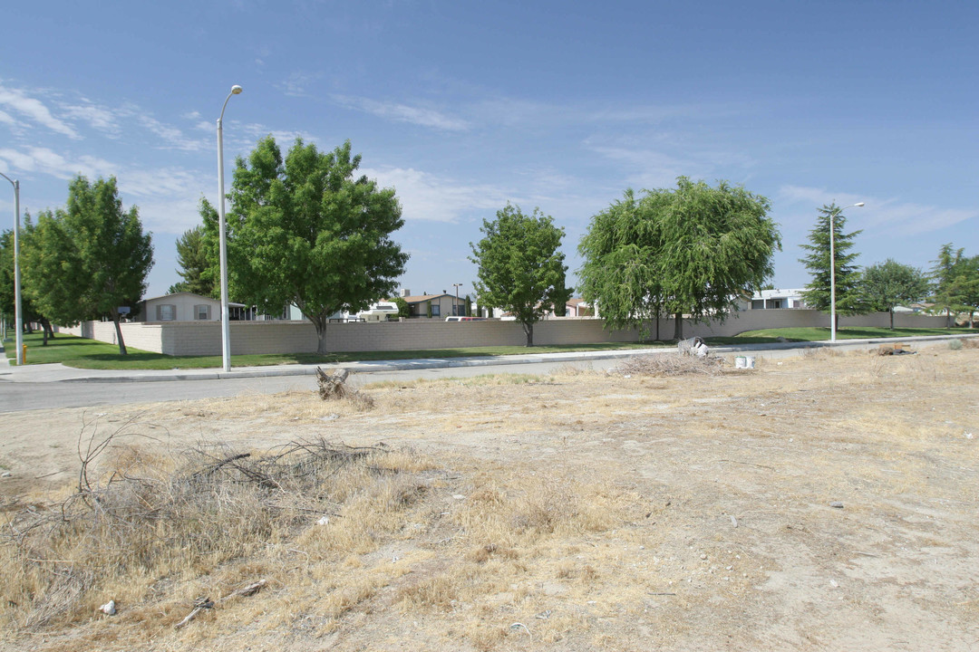 Lido Estates Mobile Home Park(7) in Lancaster, CA - Building Photo