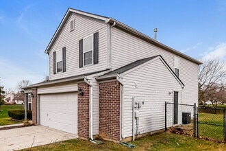 4474 Mahogany Dr in Greenwood, IN - Building Photo - Building Photo