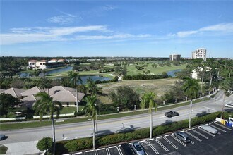 1500 Presidential Way in West Palm Beach, FL - Building Photo - Building Photo