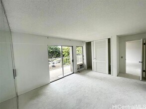 1710 Punahou St in Honolulu, HI - Building Photo - Building Photo