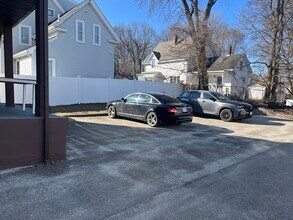 159 E Central St in Franklin, MA - Building Photo - Building Photo