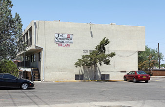 509 Girard Terrace Apartments in Albuquerque, NM - Building Photo - Building Photo