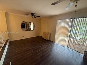 9106 Lime Tree Ln in Pembroke Pines, FL - Foto de edificio - Building Photo