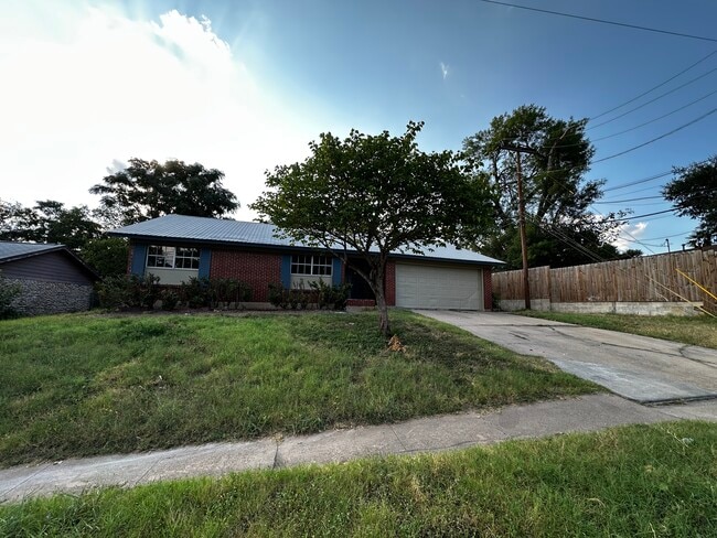 property at 2404 Parker Ln