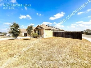 6326 Encore Oaks in San Antonio, TX - Building Photo - Building Photo