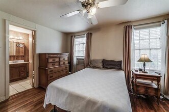 214 University Ave, Unit 214 in Waxahachie, TX - Building Photo - Building Photo