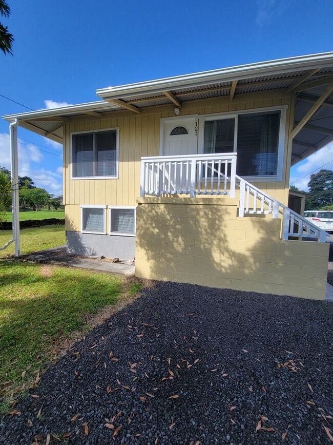 property at 121 W Kahaopea St