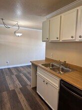 190 Grand Larry St in Anchorage, AK - Building Photo - Building Photo