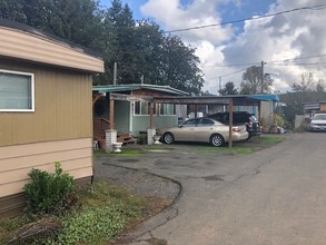 28388 SE Eagle Creek Rd in Estacada, OR - Building Photo - Building Photo