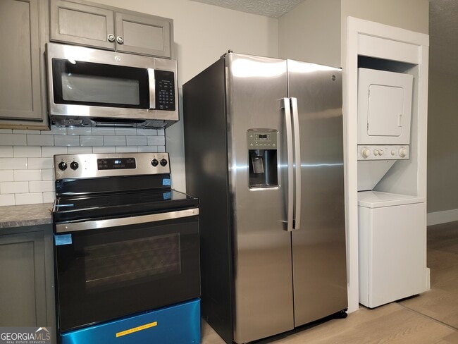 723 Ford Pl in Scottdale, GA - Building Photo - Building Photo