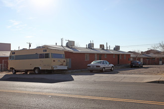 3610-3612 Hayes Ave in El Paso, TX - Building Photo - Building Photo