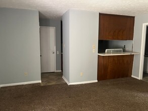 6324 Marykirk Dr in Fayetteville, NC - Building Photo - Building Photo
