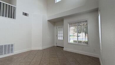 13657 Basswood Dr in Corona, CA - Building Photo - Building Photo