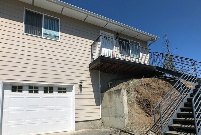 495 Maylea Pl in Canyonville, OR - Building Photo - Building Photo