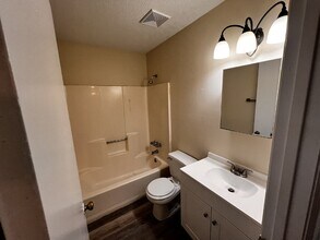 737 Sharon St in Hinesville, GA - Building Photo - Building Photo