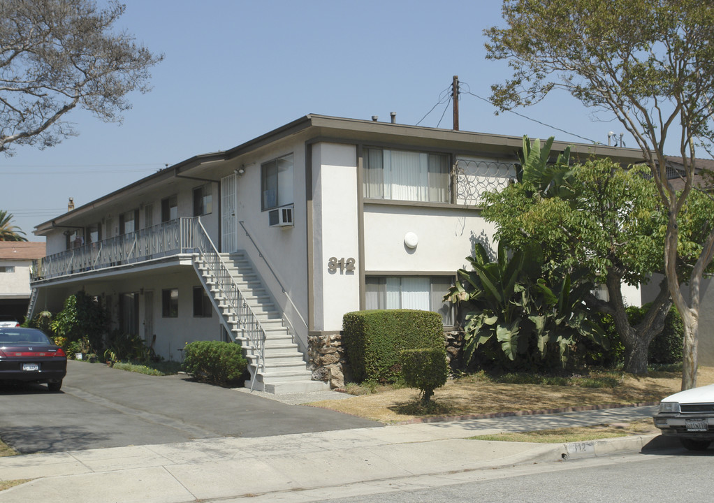 312 N 4th St in Alhambra, CA - Building Photo