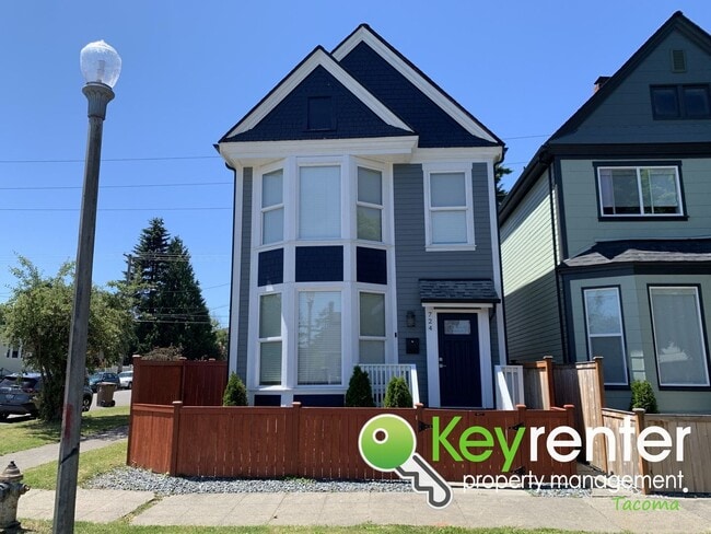 property at 724 S Sheridan Ave
