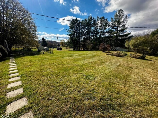 280 Walnut Dr in Christiansburg, VA - Building Photo - Building Photo