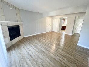 201 Penny Ave in East Dundee, IL - Building Photo - Building Photo