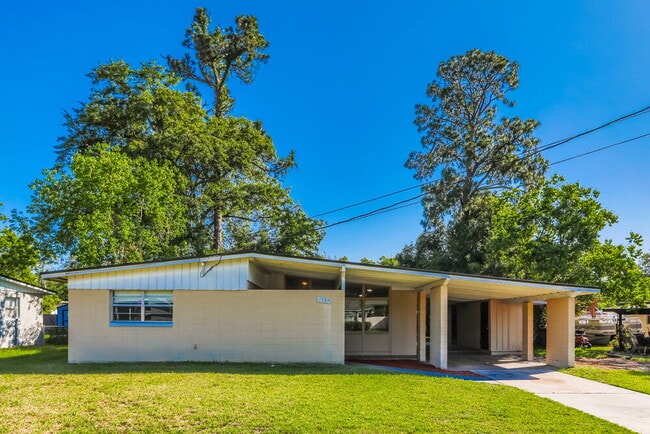 property at 7829 Dubois Dr