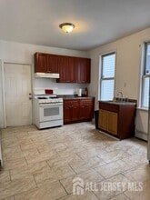 537 S Park St in Elizabeth, NJ - Building Photo - Building Photo