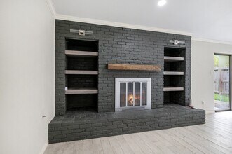 10818 Hillcroft Ave in Houston, TX - Building Photo - Building Photo