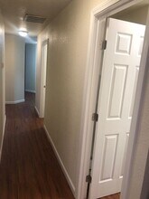 4 Lanterns in Chico, CA - Building Photo - Interior Photo