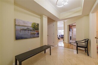 3275 Lenox Rd NE in Atlanta, GA - Building Photo - Building Photo