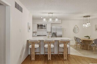 6106 Rincon Way in Dallas, TX - Building Photo - Building Photo