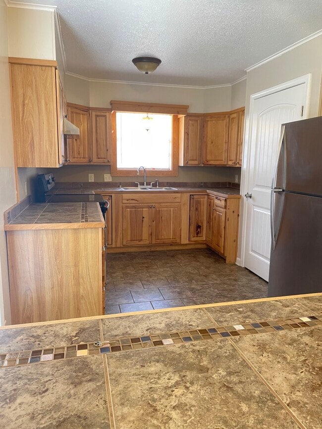 117 Whispering Pines Loop in Leesville, LA - Building Photo - Building Photo