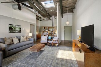 195 Arizona Ave NE in Atlanta, GA - Building Photo - Building Photo