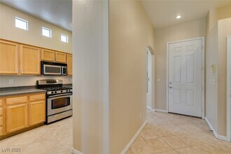 120 Woolman Rink Ave in Las Vegas, NV - Building Photo - Building Photo