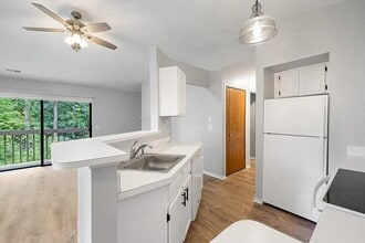 408 Spring Brooke Dr, Unit 55 in Brighton, MI - Building Photo - Building Photo