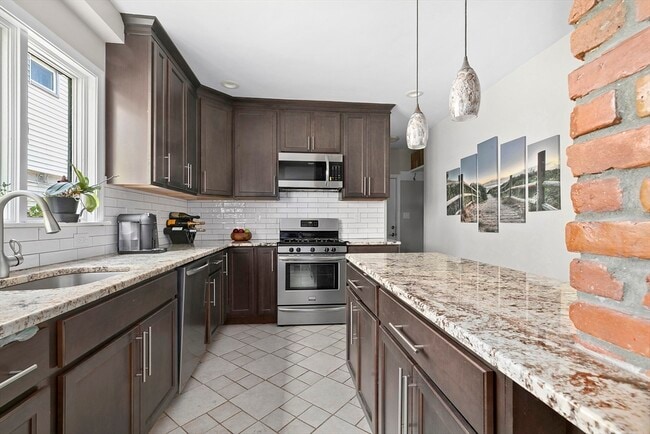 property at 723-725 Fellsway