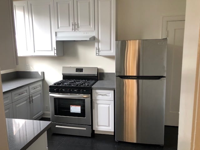 5911 Carlton Way, Unit 5911 in Los Angeles, CA - Building Photo - Building Photo