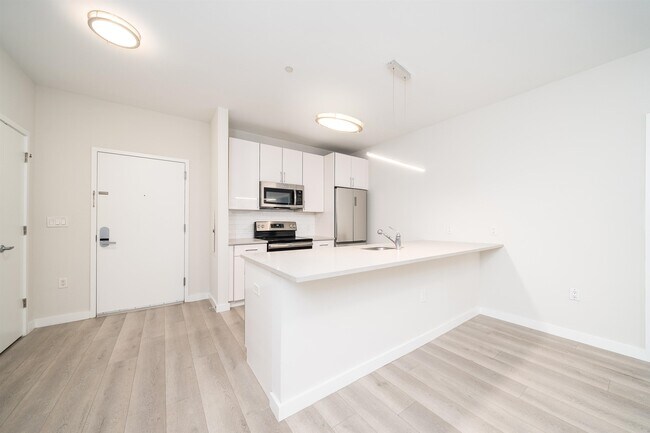 16 Bennett St in Jersey City, NJ - Building Photo - Building Photo